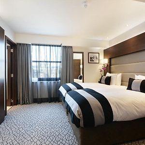 Club Kamer met Twee Aparte Bedden